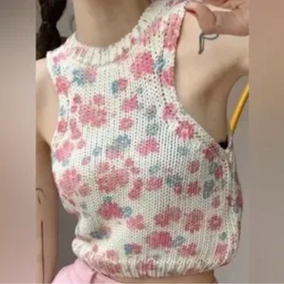 ZARA Floral Knit Sleeveless Top - Picture 1 of 2